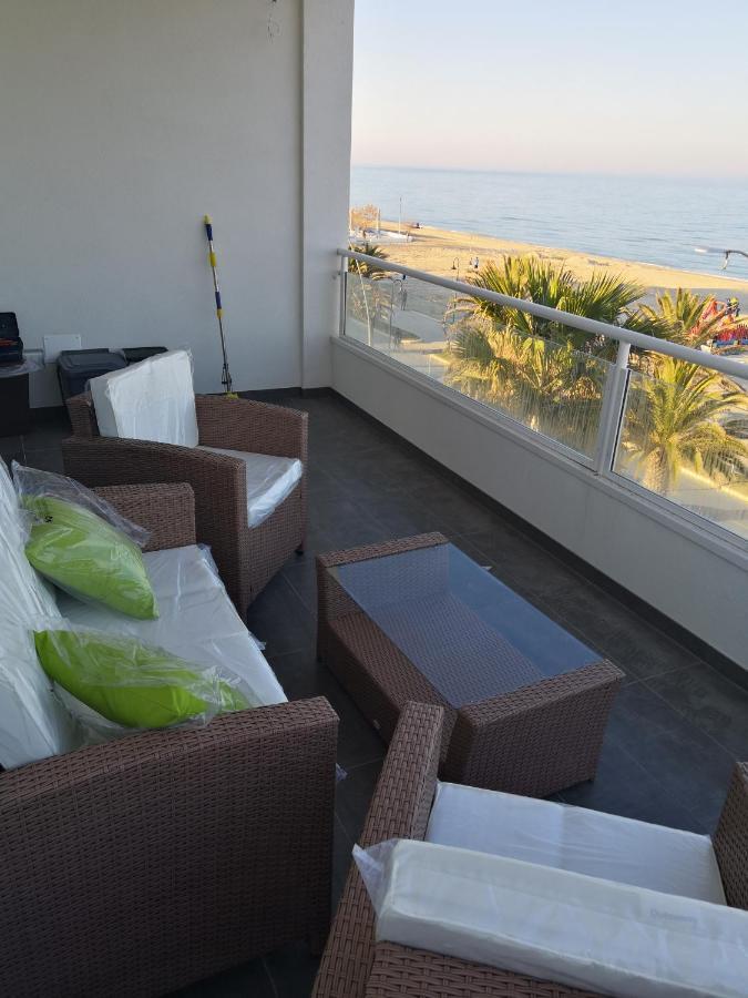 Infinito Apartment Alba Adriatica Bagian luar foto